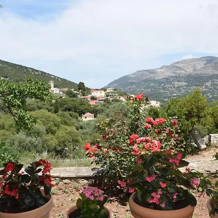 Mountain Breeze Holiday home Makriotika